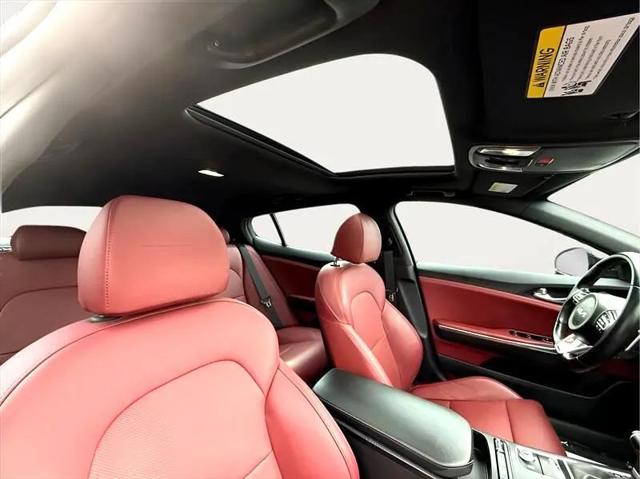 2023 Kia Stinger GT-Line