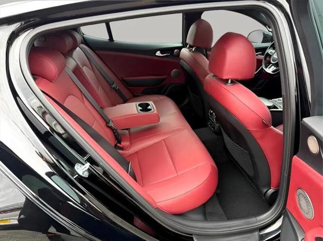 2023 Kia Stinger GT-Line