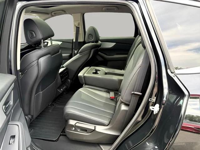 2024 Acura MDX Standard
