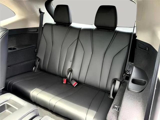 2024 Acura MDX Standard