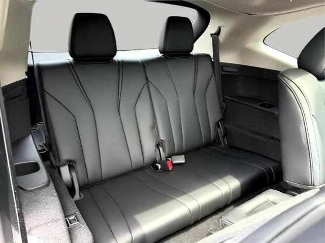 2024 Acura MDX Standard