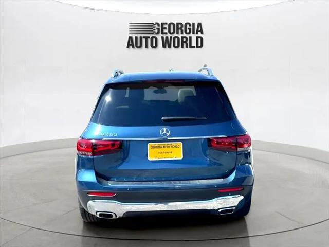 2021 Mercedes-Benz GLB 250