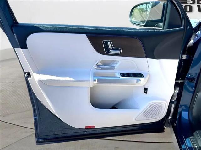 2021 Mercedes-Benz GLB 250