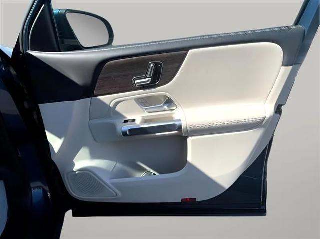 2021 Mercedes-Benz GLB 250