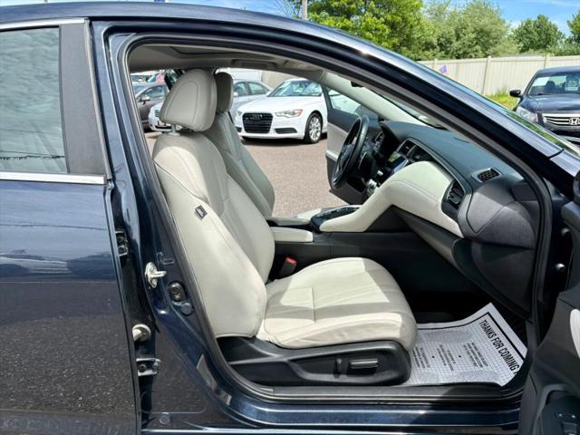 2019 Honda Insight Touring