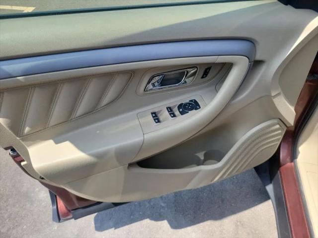 2015 Ford Taurus SEL