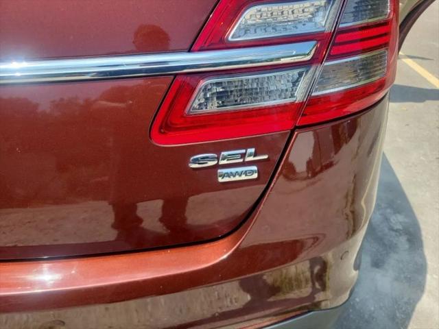 2015 Ford Taurus SEL