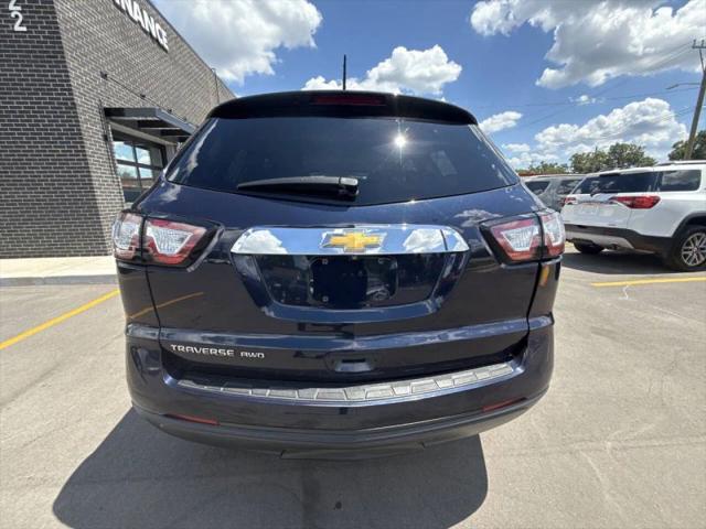 2017 Chevrolet Traverse LS