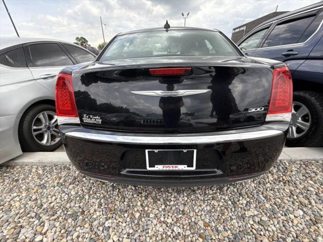 2015 Chrysler 300 Limited