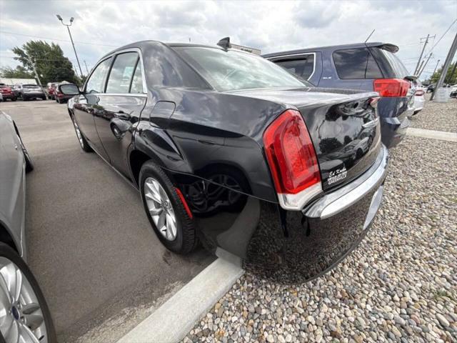 2015 Chrysler 300 Limited