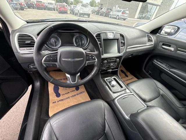 2015 Chrysler 300 Limited