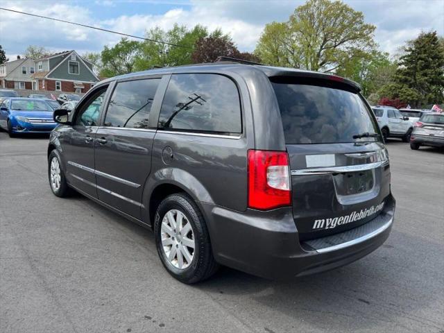 2015 Chrysler Town & Country Touring