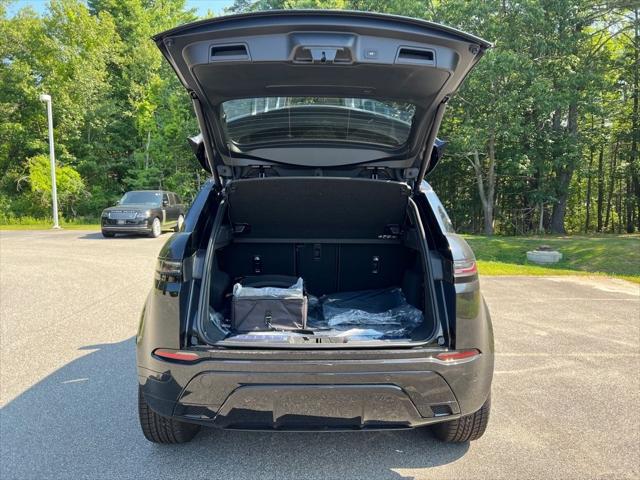 2026 Land Rover Range Rover Evoque Dynamic SE