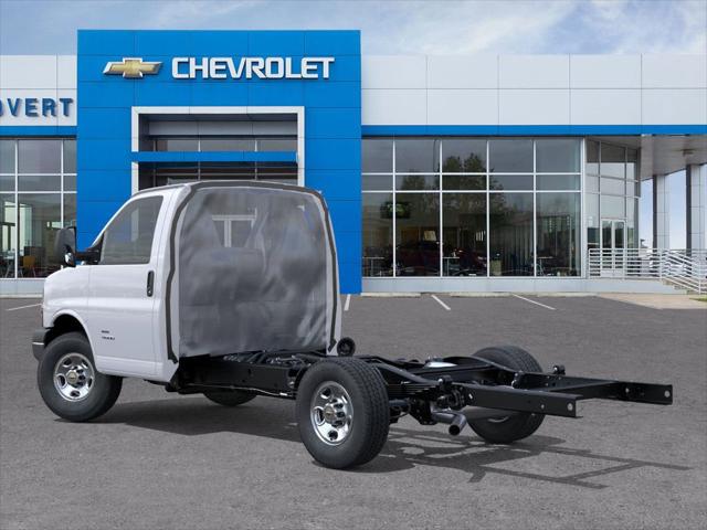 2025 Chevrolet Express Cutaway Work Van