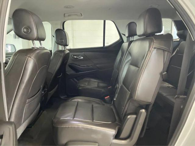 2021 Chevrolet Traverse AWD LT Leather