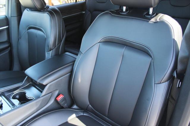 2025 Jeep Grand Cherokee L Limited 4x4