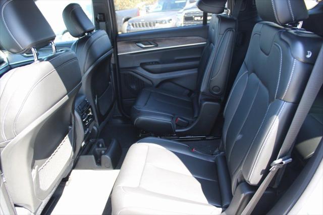 2025 Jeep Grand Cherokee L Limited 4x4