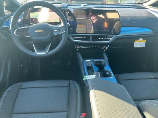 2025 Chevrolet Equinox LT 2