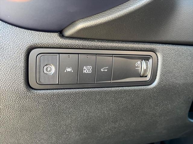 2025 Chevrolet Equinox LT 2