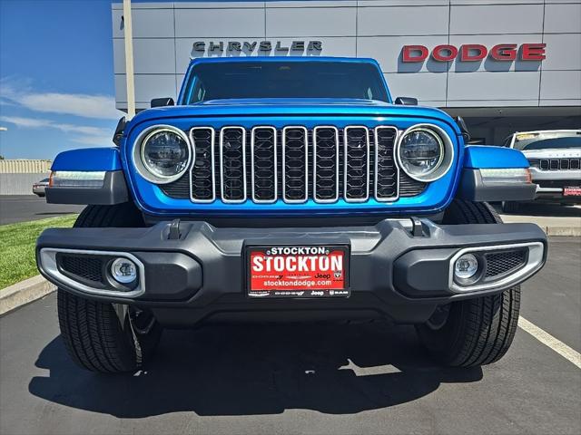 2025 Jeep Wrangler 4-Door Sahara 4x4