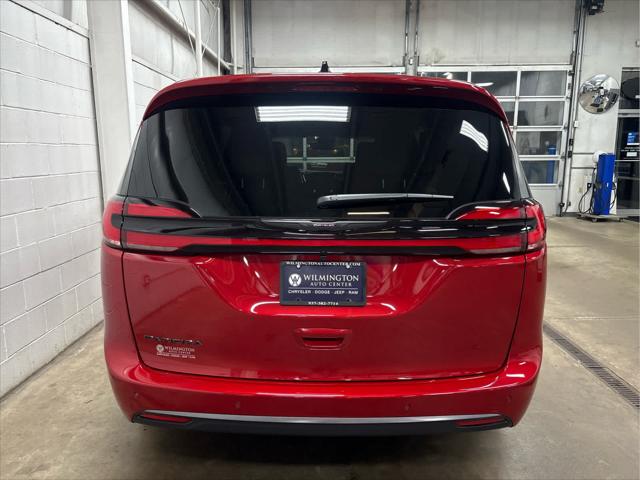 New 2026 Chrysler Pacifica For Sale in Wilmington, OH
