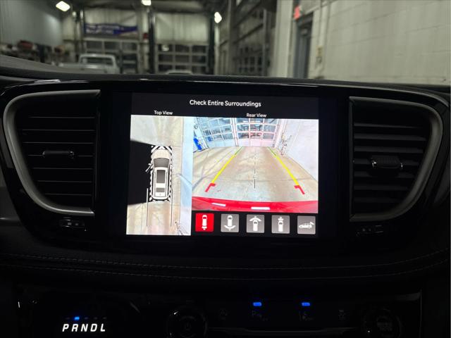 New 2026 Chrysler Pacifica For Sale in Wilmington, OH