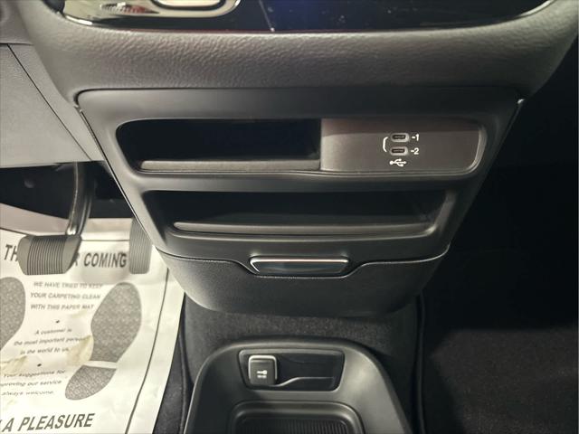 New 2026 Chrysler Pacifica For Sale in Wilmington, OH