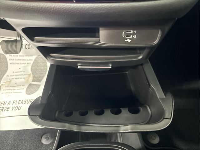 New 2026 Chrysler Pacifica For Sale in Wilmington, OH