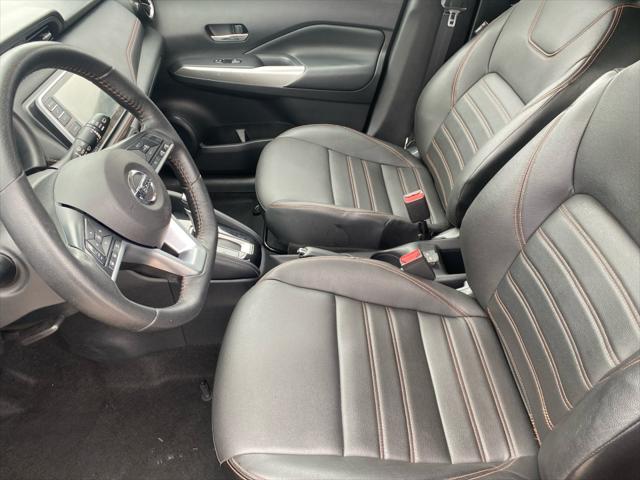 2019 Nissan Kicks SR