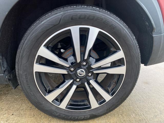 2019 Nissan Kicks SR