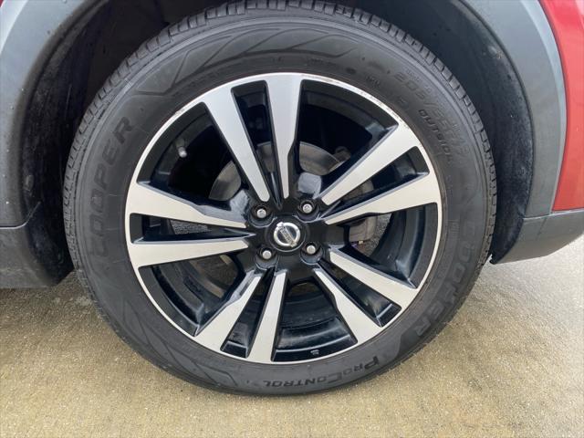 2019 Nissan Kicks SR