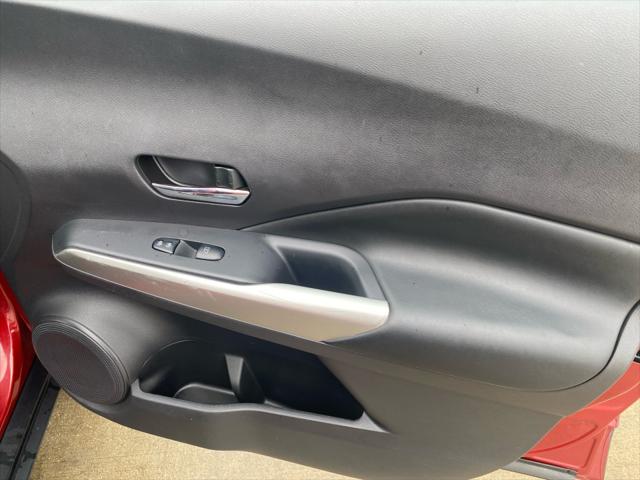 2019 Nissan Kicks SR