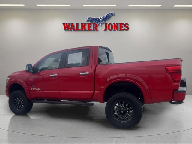 2021 Nissan TITAN Crew Cab SV 4x4 2021 Nissan TITAN Crew Cab SV 4x4