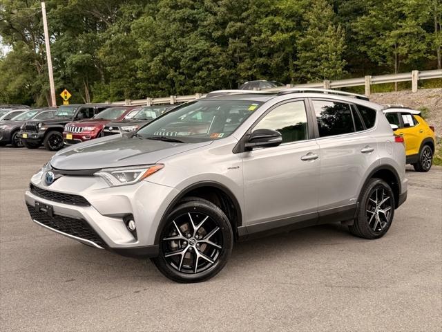 2017 Toyota RAV4 Hybrid SE