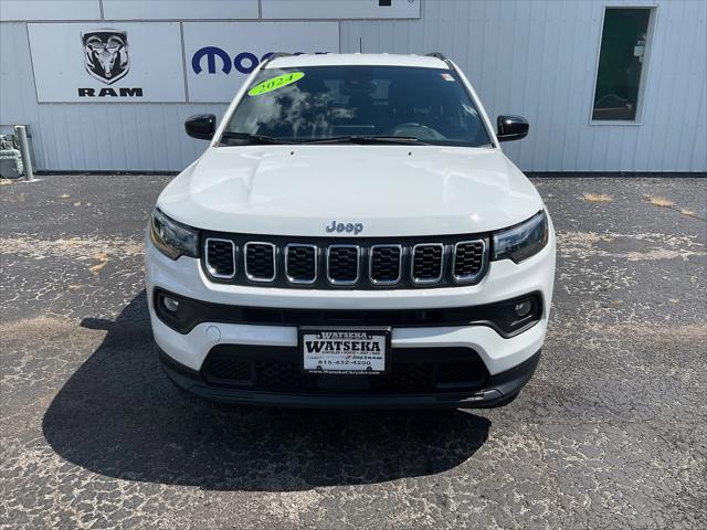 2024 Jeep Compass Latitude 4x4 2024 Jeep Compass Latitude 4x4