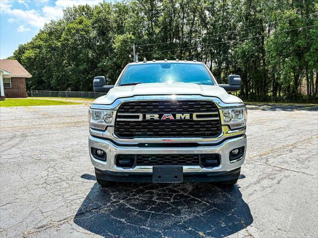2024 RAM 3500 Big Horn Crew Cab 4x4 8 Box 2024 RAM 3500 Big Horn Crew Cab 4x4 8 Box