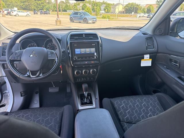 2025 Mitsubishi Outlander Sport 2.0 LE