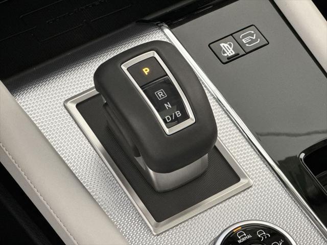 2025 Mitsubishi Outlander PHEV PLATINUM EDITION S-AWC