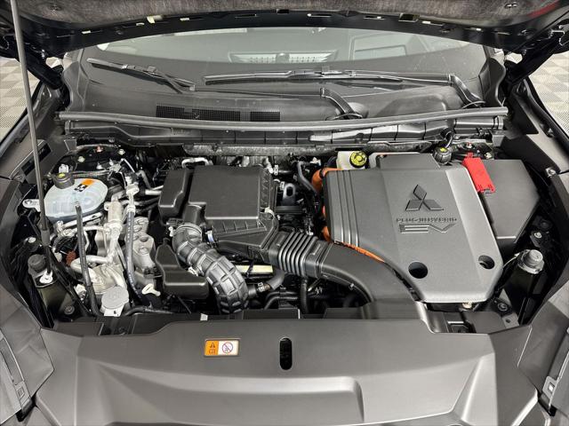 2025 Mitsubishi Outlander PHEV PLATINUM EDITION S-AWC