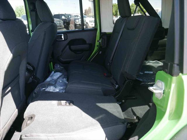 2025 Jeep Wrangler 4-Door Summit 4x4