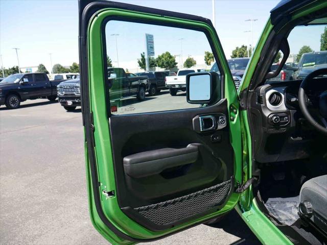 2025 Jeep Wrangler 4-Door Summit 4x4