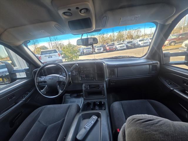 2007 GMC Sierra 2500HD Classic Sle Pickup 4d 6 1/2 Ft 4wd LBZ