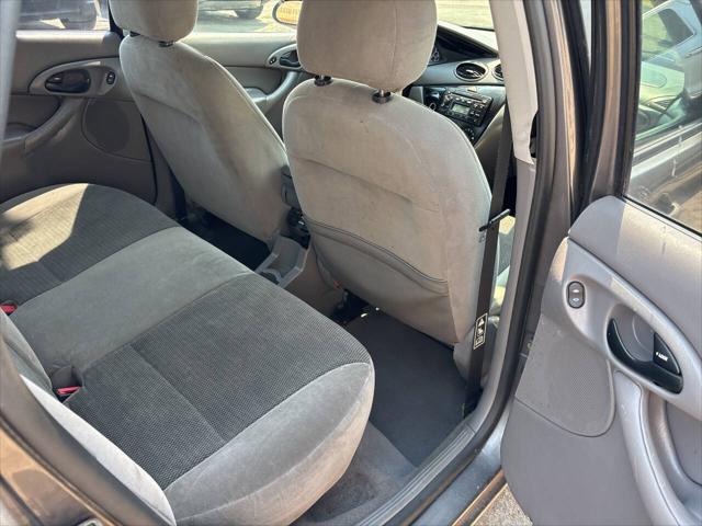 2003 Ford Focus SE 4dr Sedan
