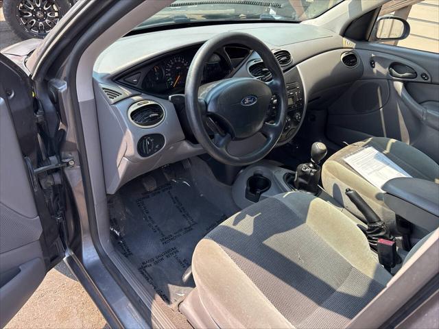 2003 Ford Focus SE 4dr Sedan