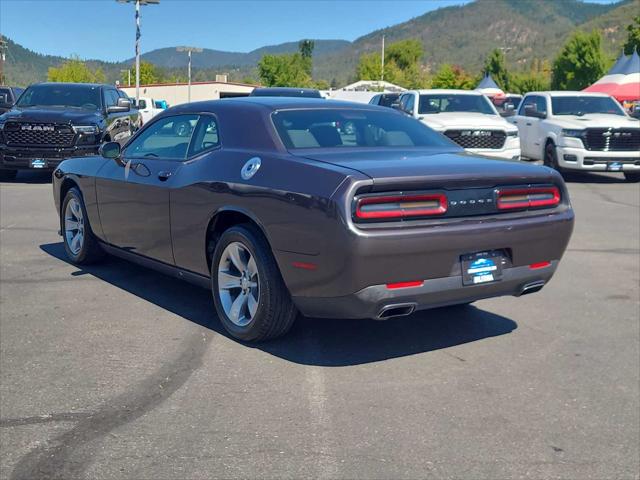 2016 Dodge Challenger SXT