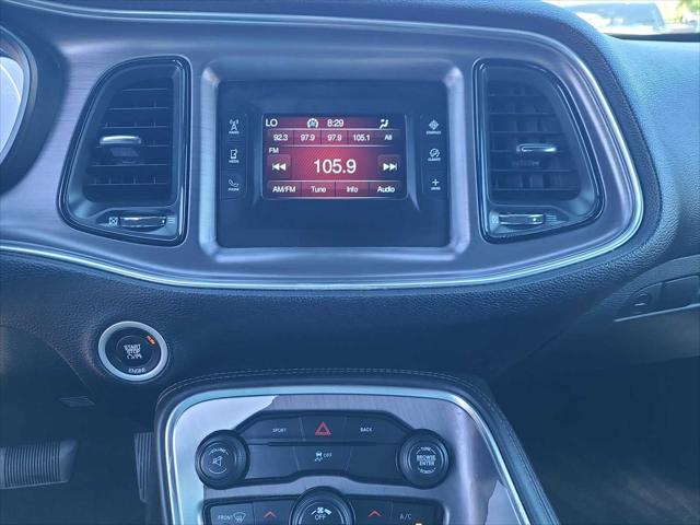 2016 Dodge Challenger SXT