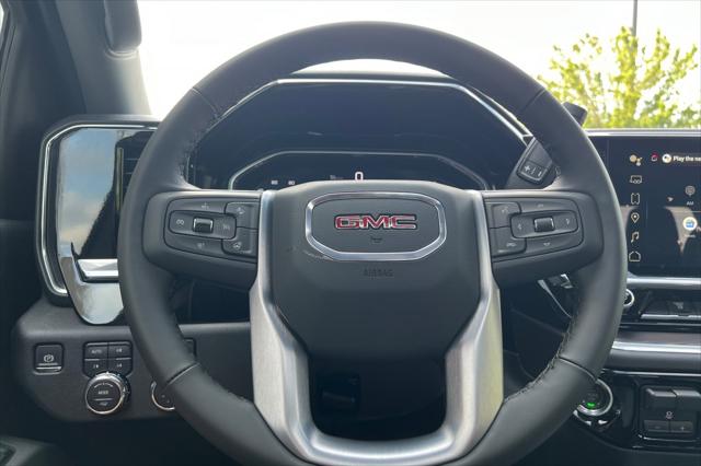 2025 GMC Sierra 3500HD 4WD Crew Cab Standard Bed SLT
