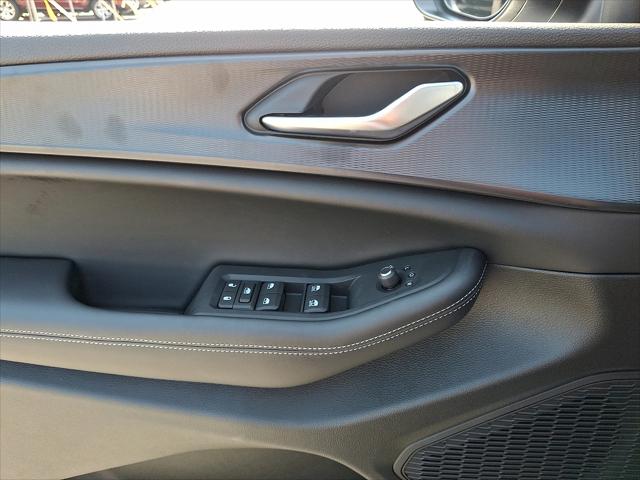 2025 Jeep Grand Cherokee Laredo X 4x4