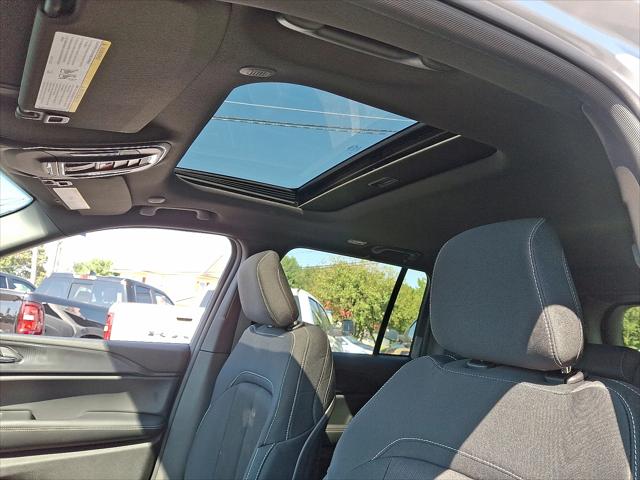 2025 Jeep Grand Cherokee Laredo X 4x4