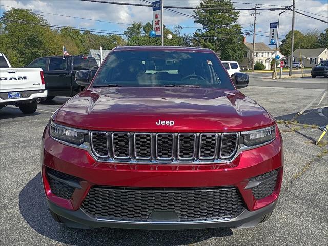 2025 Jeep Grand Cherokee GRAND CHEROKEE LAREDO X 4X4